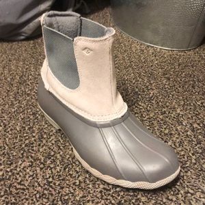 SPERRY RAIN BOOTS